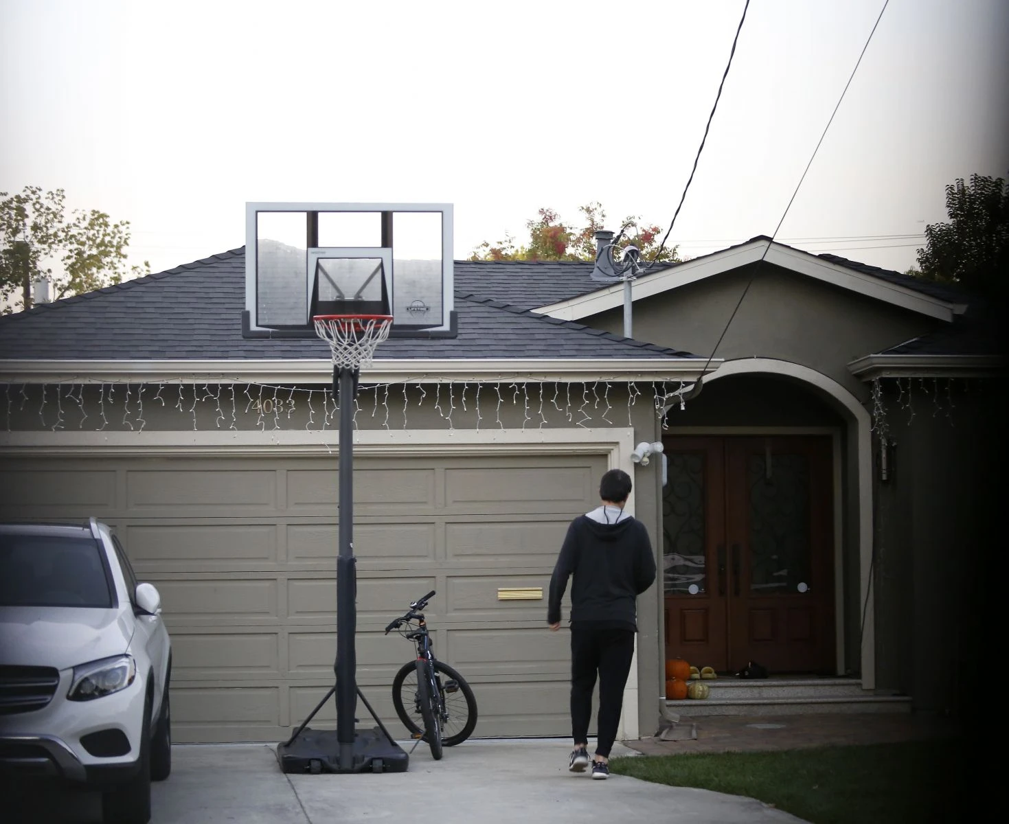 İşte FETÖ'cü firari Hakan Şükür'ün ABD'deki lüks yaşamı!