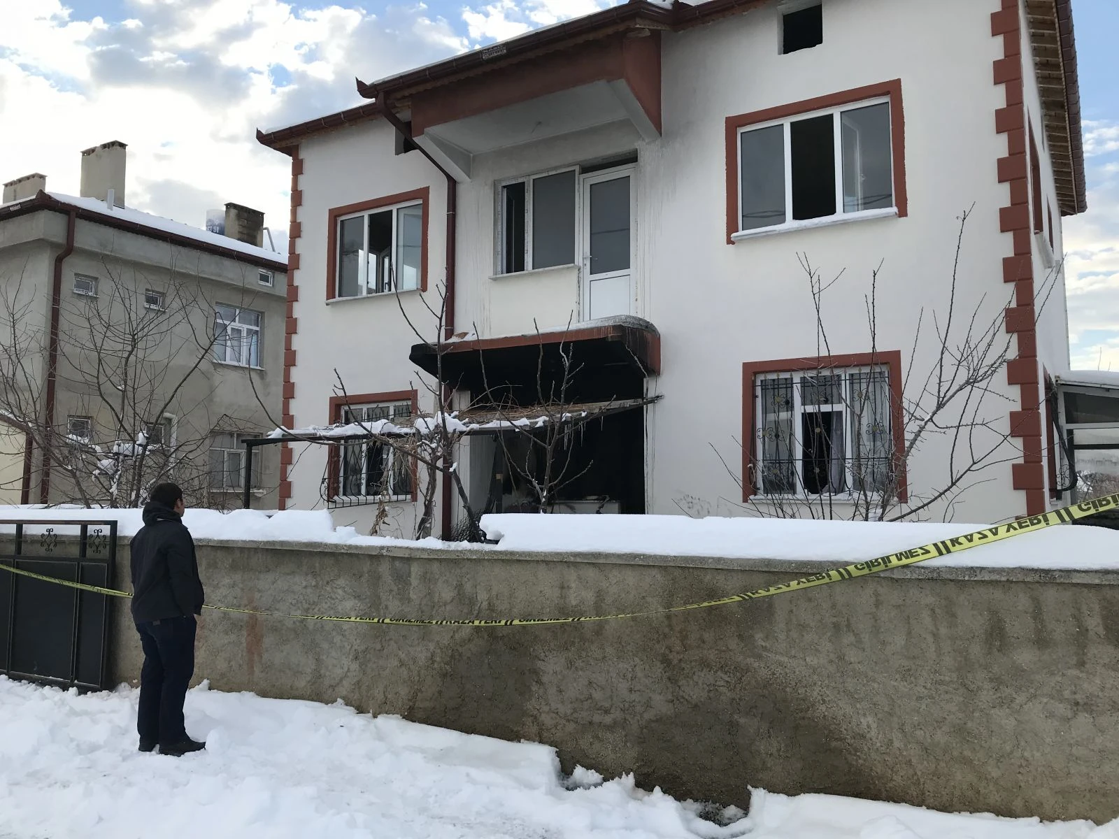 Konya'da ev yangını: 4 ölü