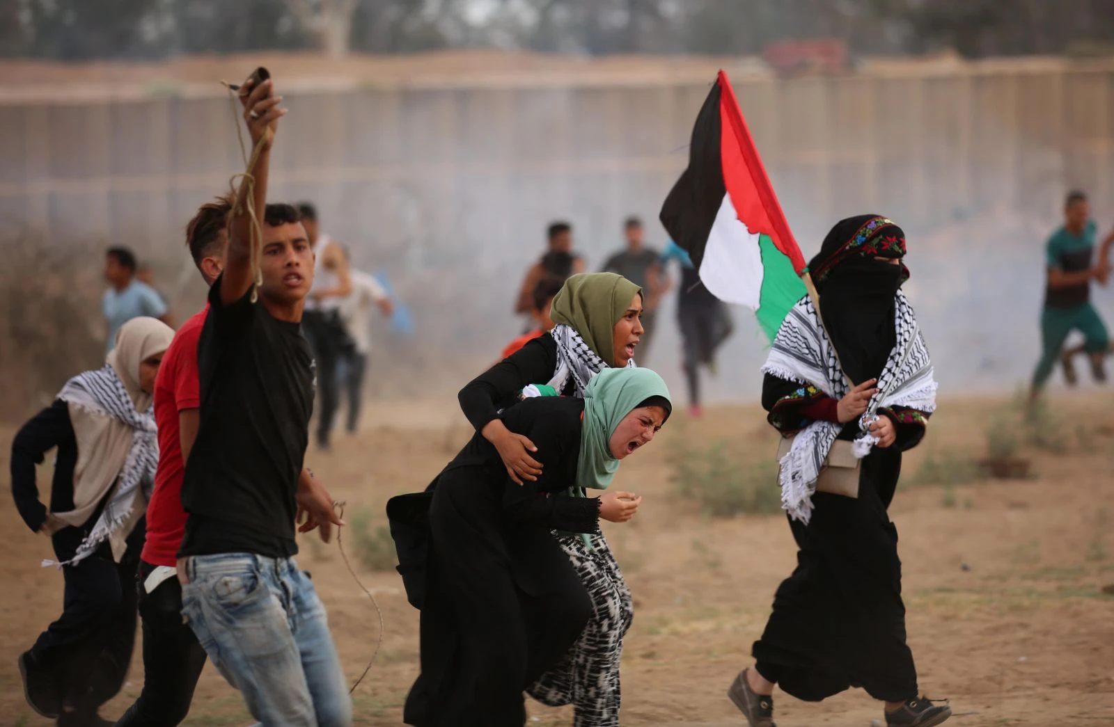 İsrail askerleri Gazze sınırında gerçek mermi kullandı