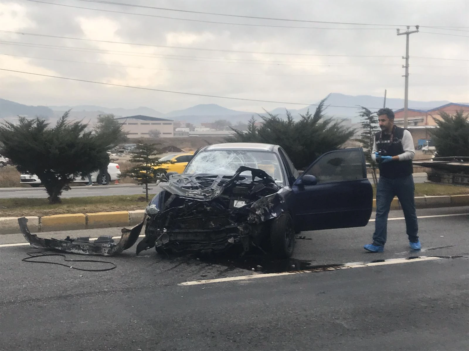 Alkollü üniversite öğrencisi durağa daldı: 3 ölü