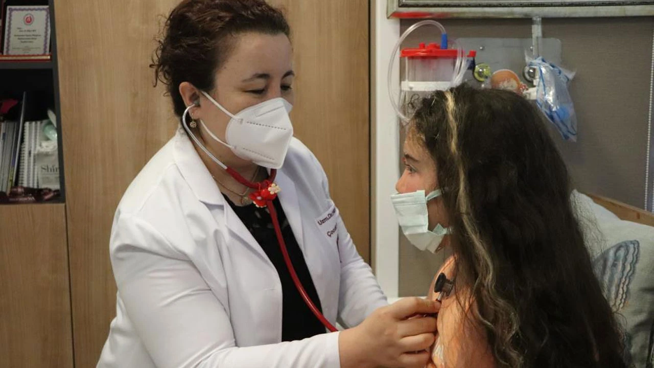 Doktor tesadüfen muayene etti: Küçük kız az kalsın kör olacakmış