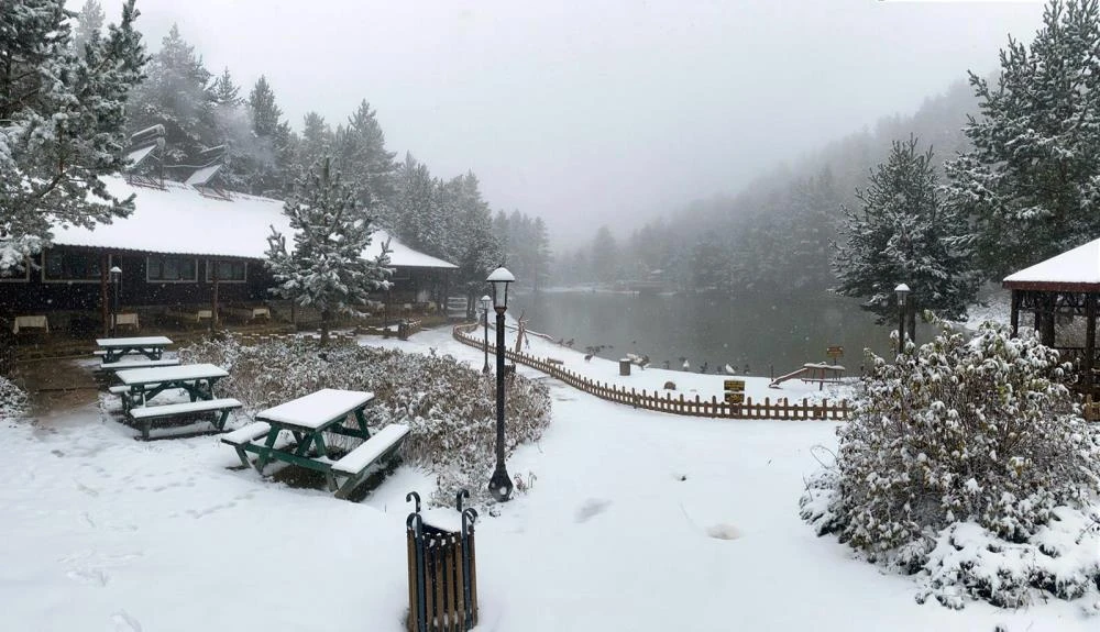 Mevsimin ilk karı yağdı! Yurdun dört yanı beyaza büründü