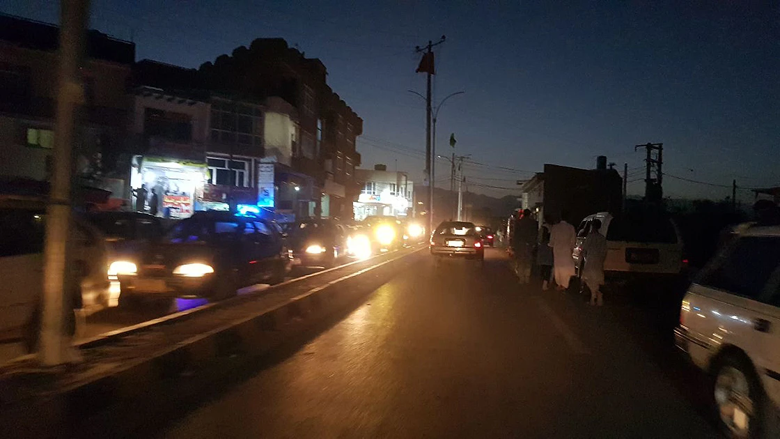 Kabil Havalimanı'nda art arda patlama: Çok sayıda ölü ve yaralı var