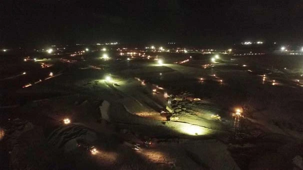 3. Havalimanı inşaatı gece gündüz devam ediyor