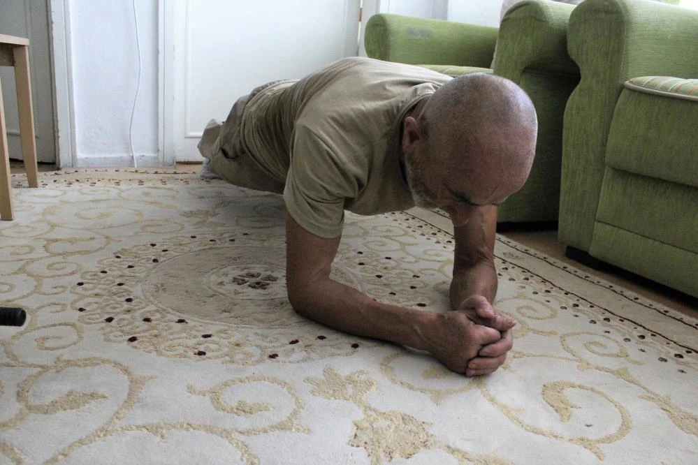 Ankaralı Rambo Dede rekor kırdı: Günde 7 bin mekik çekiyor