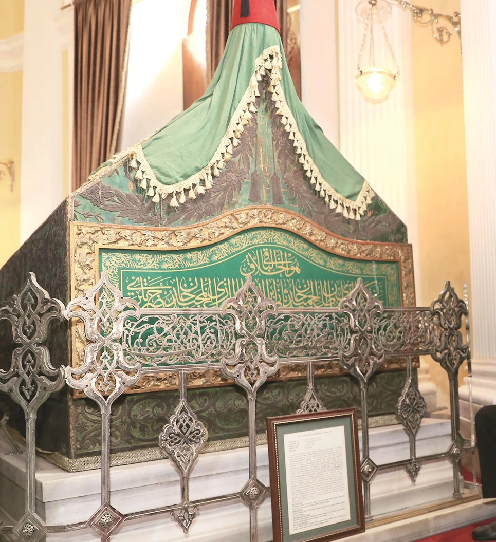 2. Abdülhamid Han Türbesi ziyarete açıldı