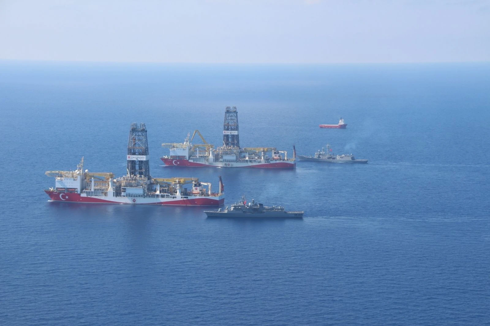 Msb'den doğu akdeniz'de sismik araştırma gemilerine tam destek açıklaması