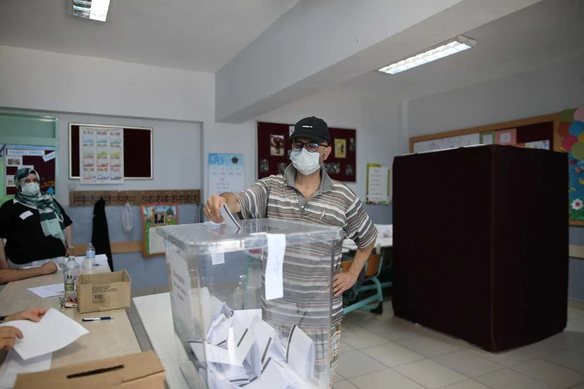 Bulgaristan tarihinde ilk kez bir parti lideri Türk Cumhurbaşkanı adayı