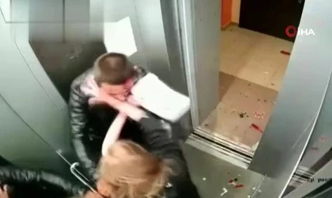 Asansörde garip olay! Böyle başladı böyle bitti