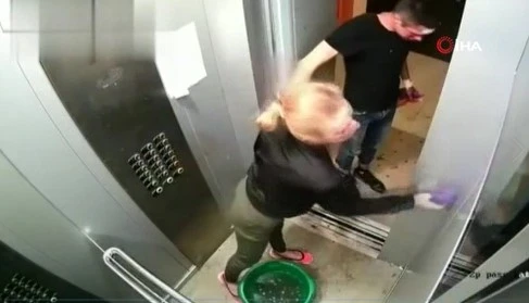 Asansörde garip olay! Böyle başladı böyle bitti
