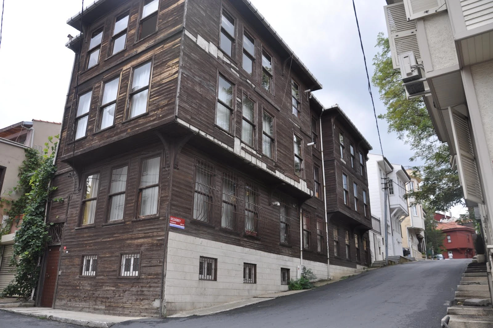 İstanbul'un Kitaplara Konu Olan Gizemli Mahalle ve Sokakları