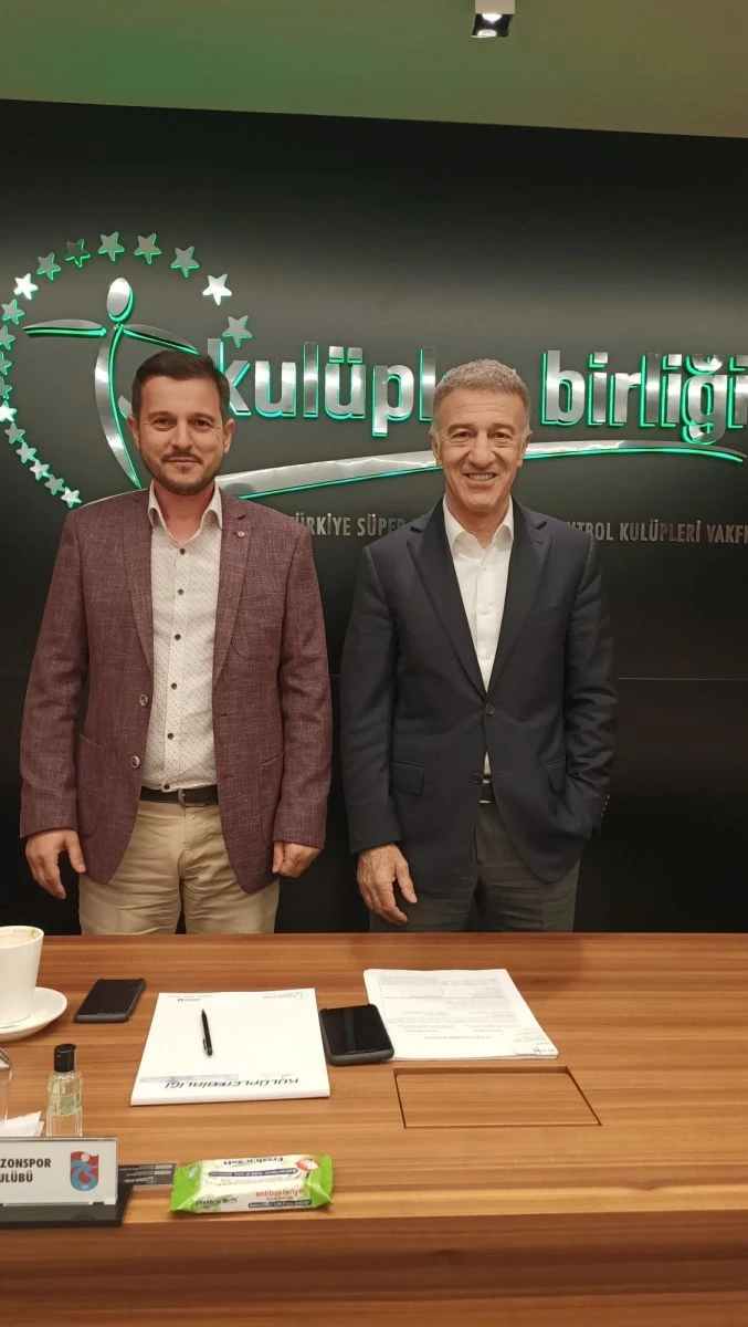 TSYD Trabzon Şubesi, Ahmet Ağaoğlu'nu ziyaret etti