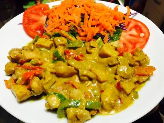 Köri soslu tavuk tarifi ve Köri soslu tavuk yapımı, Kolay Köri soslu tavuk yapılışı ve hazırlanışı