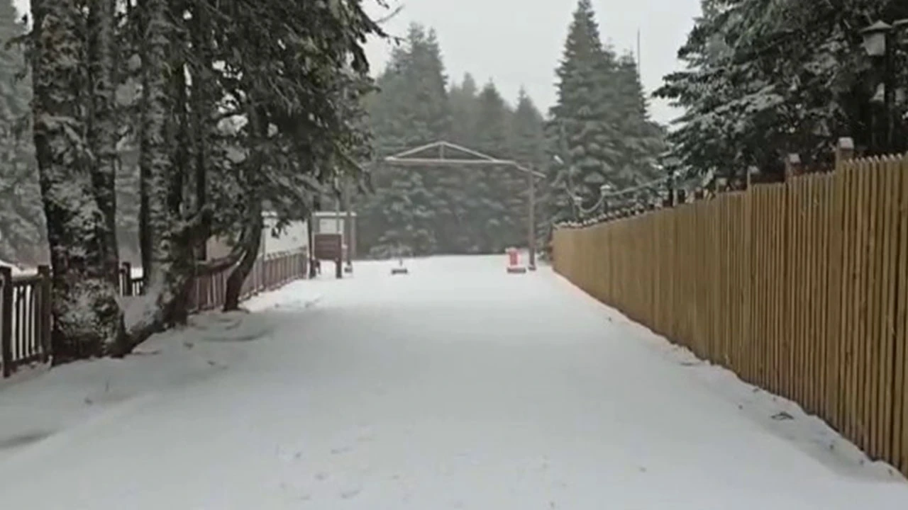 Mevsimin ilk karı yağdı: Sıcaklık -1'i buldu