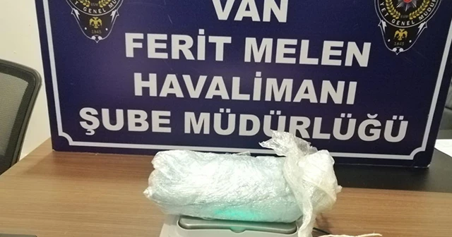 Van'da uyuşturucuyla uçağa binmek isteyen şüpheli tutuklandı