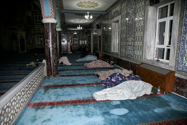 Depremzedelerin rahatı için her türlü imkan sunuluyor