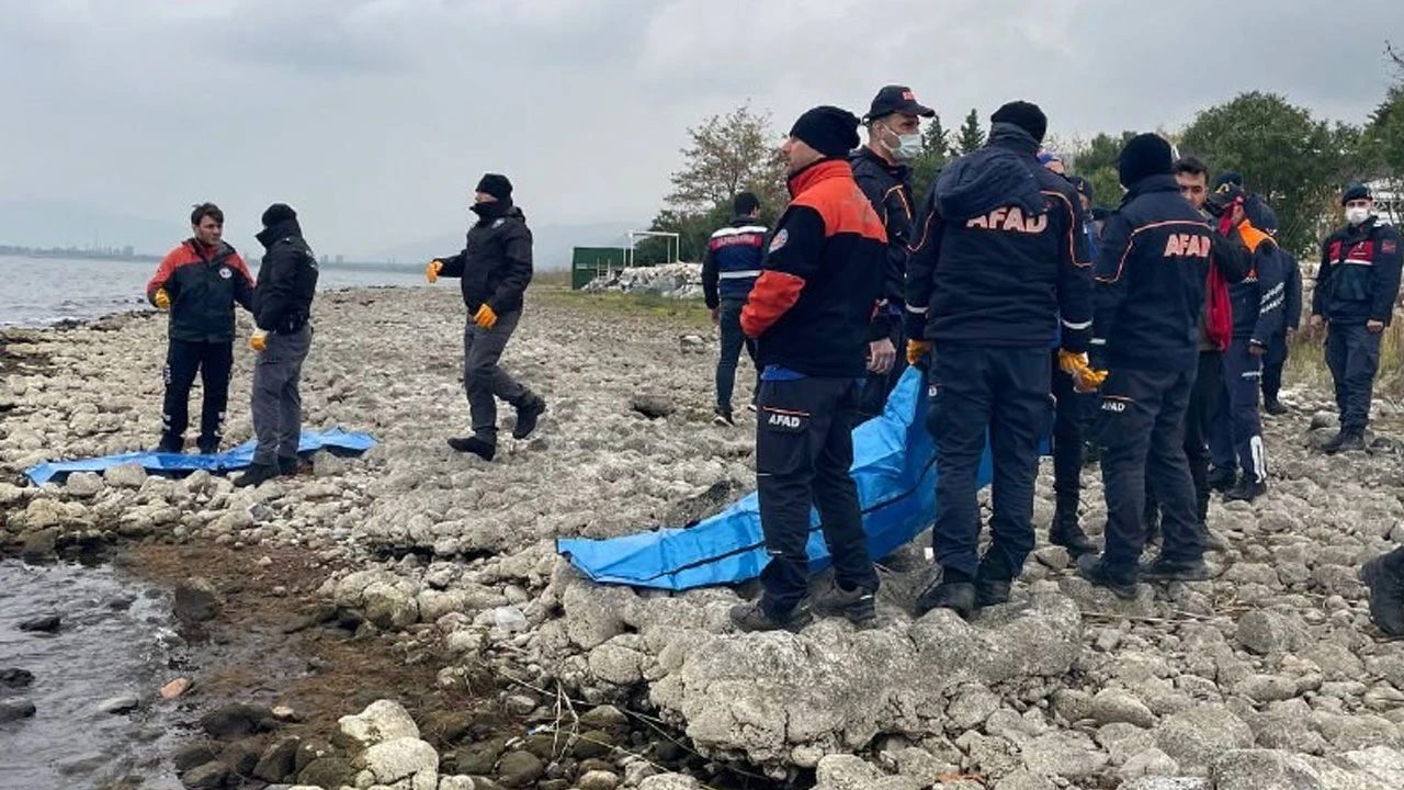 İntihar eden 2 kardeşin cesedi, gölün dibinde yan yana bulundu