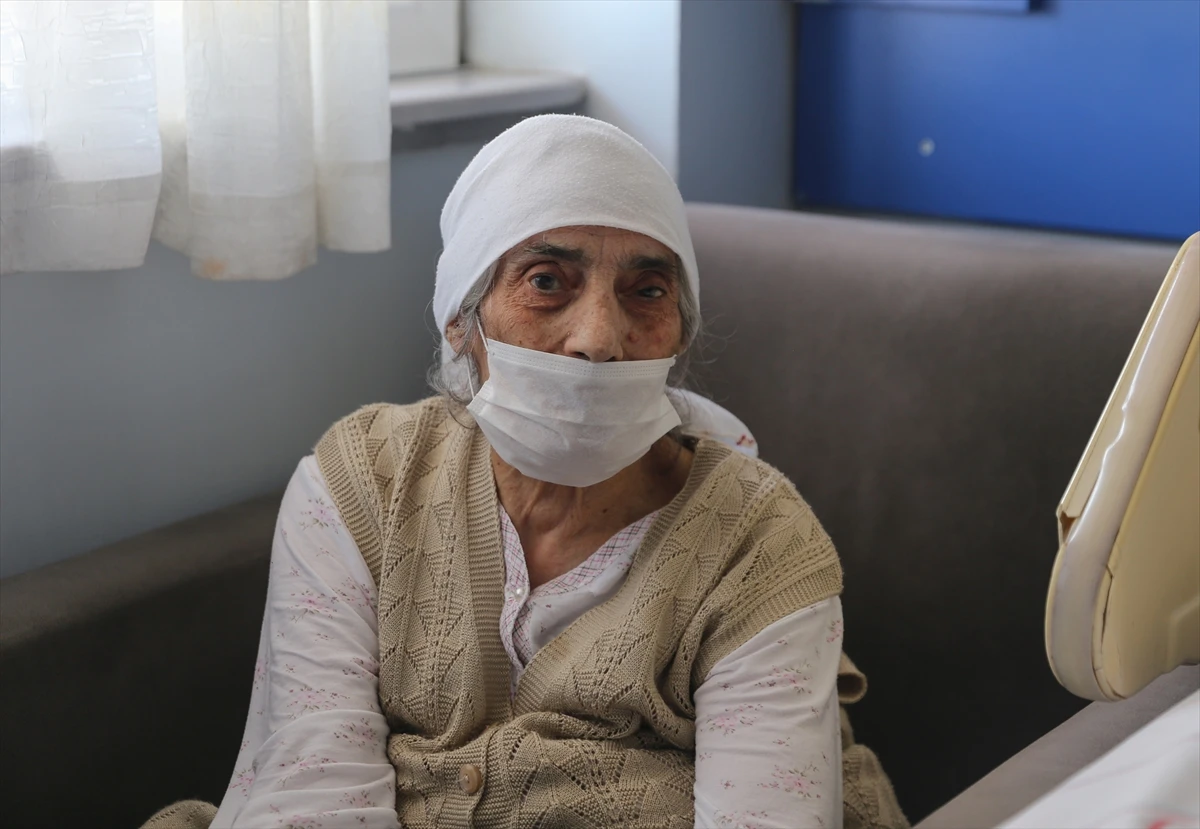 Asırlık nine koronavirüsü yendi