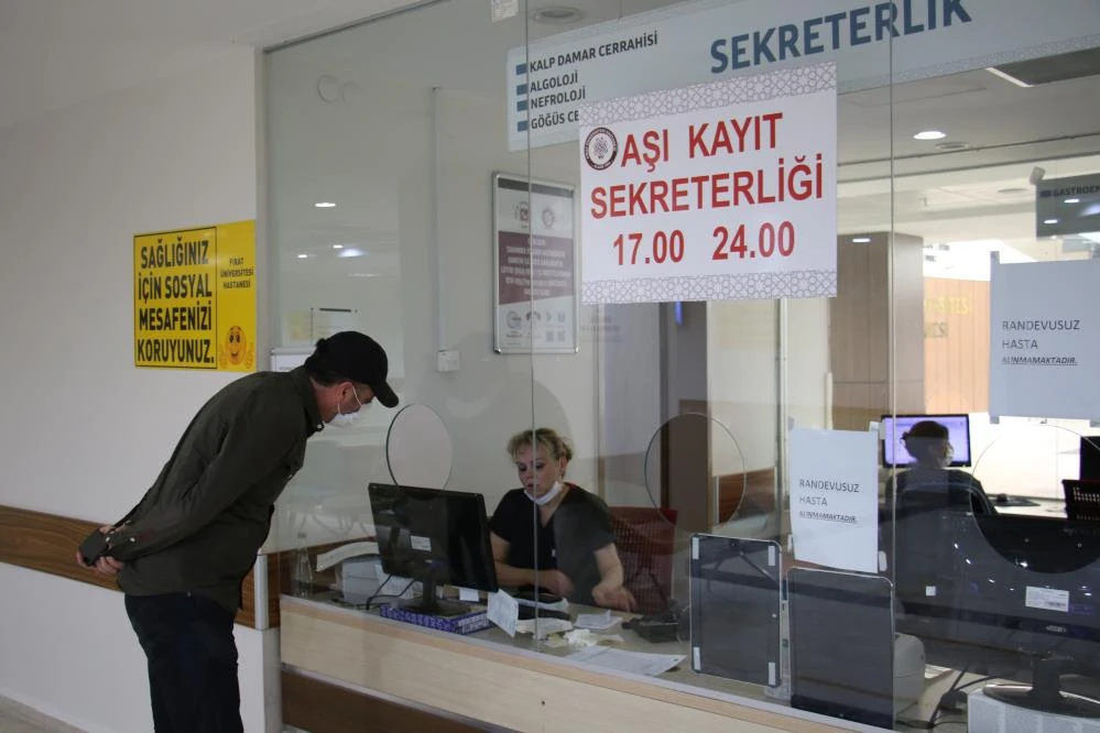 Aşı odaları boş kaldı, Başhekim sırası geleni davet etti