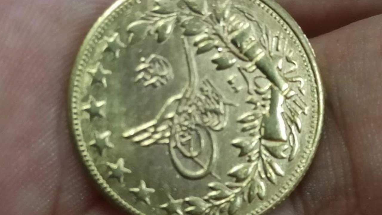 'Dedemde 120 Osmanlı altını var' deyip dolandırmak istediler