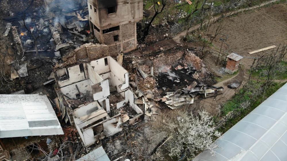 Yangının boyutu gün ağarınca ortaya çıktı