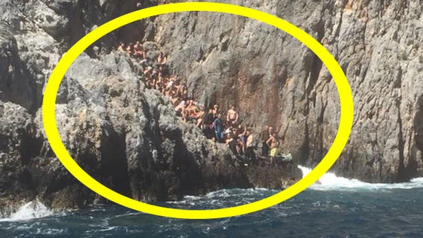 Fethiye'de batan teknedeki 71 kişi kurtarıldı