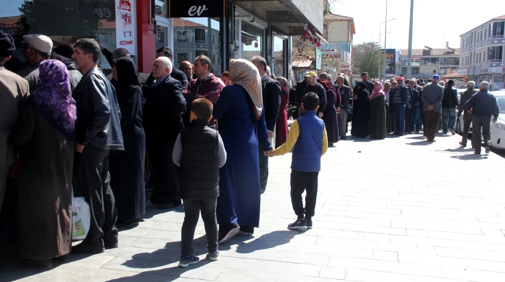 Erzincan’da ucuz et kuyruğu