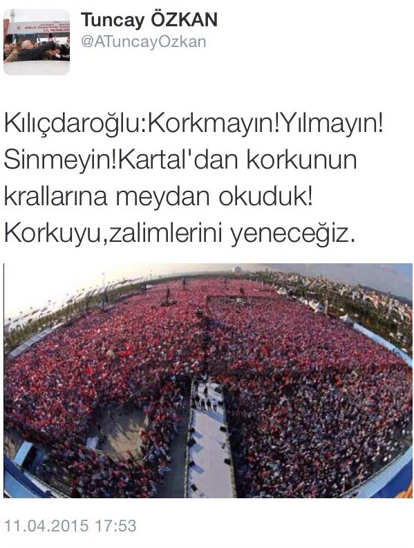 Tuncay Özkan AK Parti mitingi fotoğrafını paylaştı