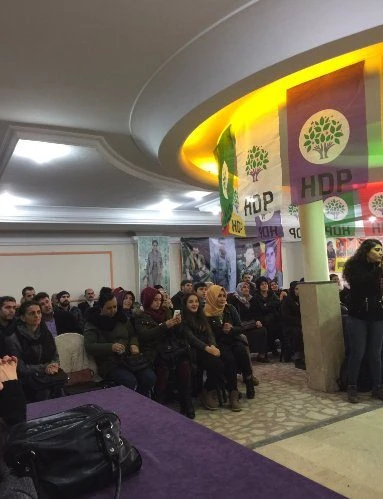 Terörist fotoğraflarıyla hayır kampanyası