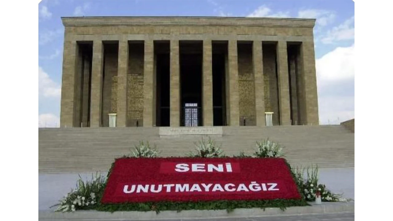 10 Kasım'da Anıtkabir kaça kadar açık? Anıtkabir ziyaret saatleri ve 10 Kasım programı