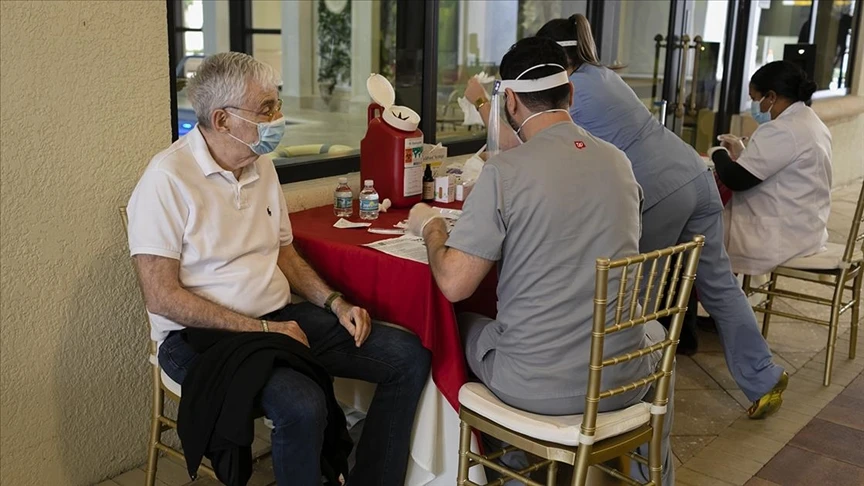 ABD'de Covid-19 aşısı zorunluluğu: Kapalı mekanlara girilemeyecek