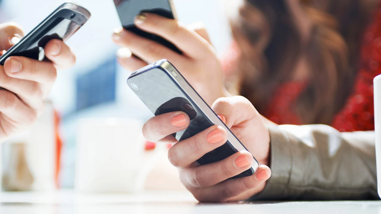 Akıllı telefon kullanıcıları için 'uygulama sisi' tehlikesi