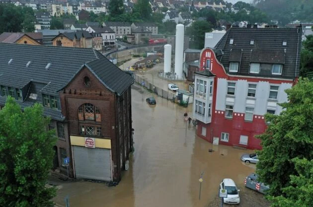 Almanya'daki sel felaketinde ölü sayısı 160'ı aştı