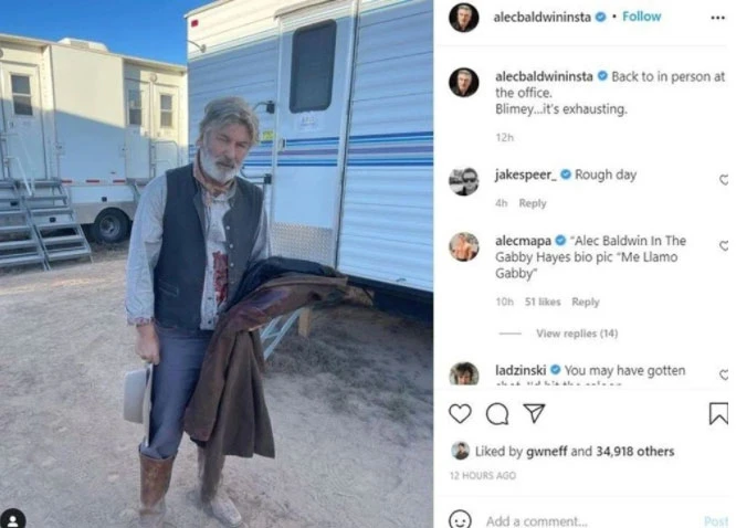 Alec Baldwin film setinde kazara bir kişiyi öldürdü bir kişiyi yaraladı