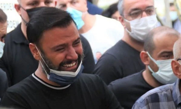 Alişan kardeşi Selçuk Tektaş’ın mezarından ayrılmıyor