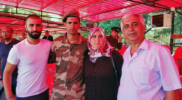 Alper Potuk'un tezkere sevinci