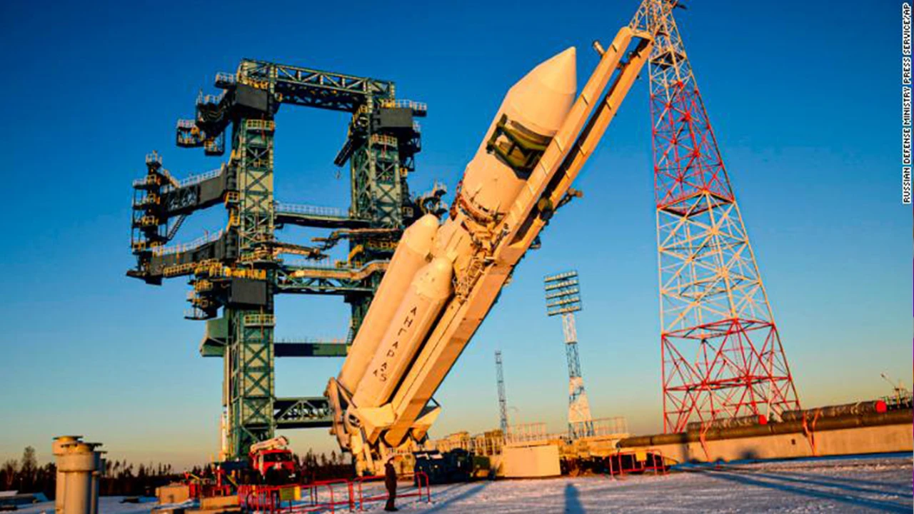 Rusya'nın Angara A5 roketi Dünya'ya düştü