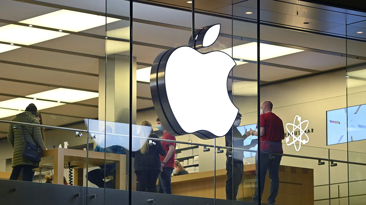 Apple, çalışanlarını Meta'ya kaptırmamak için ilginç bir yöntem uyguluyor