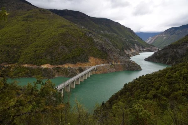 52 km'lik Türkiye'nin en uzun ekoturizm yolu Artvin’de hayata geçiriliyor