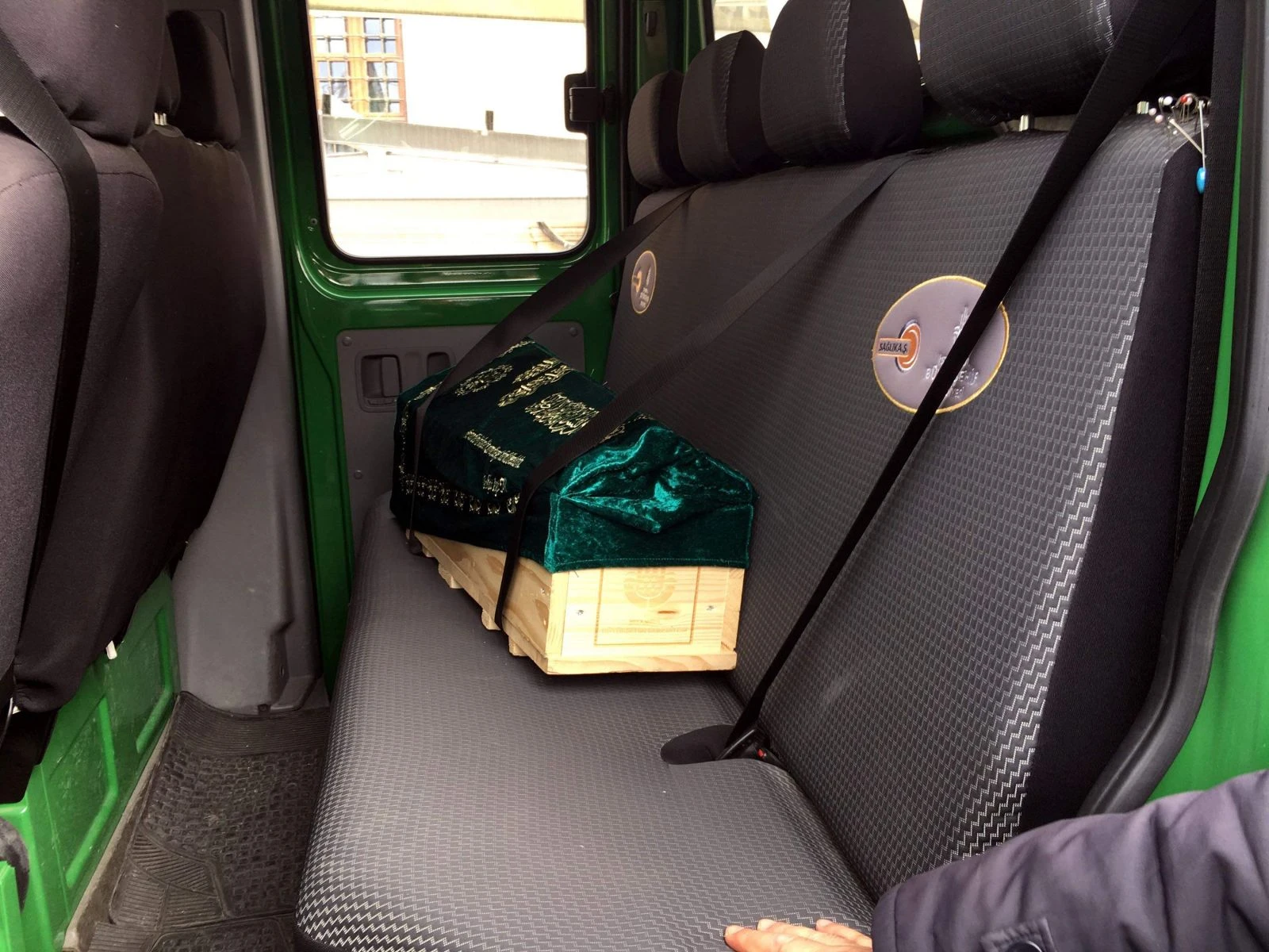 Esenyurt'taki asansör faciasında ölen Muhammed bebek için cenaze töreni