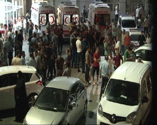 İstanbul Emniyet Müdürlüğü'nde bir terörist polis memurunu şehit etti