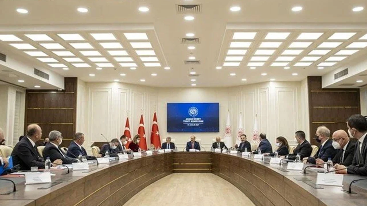 Yaklaşık 7 milyon çalışanın gözü ikinci toplantıda: Asgari ücret ne kadar olacak?