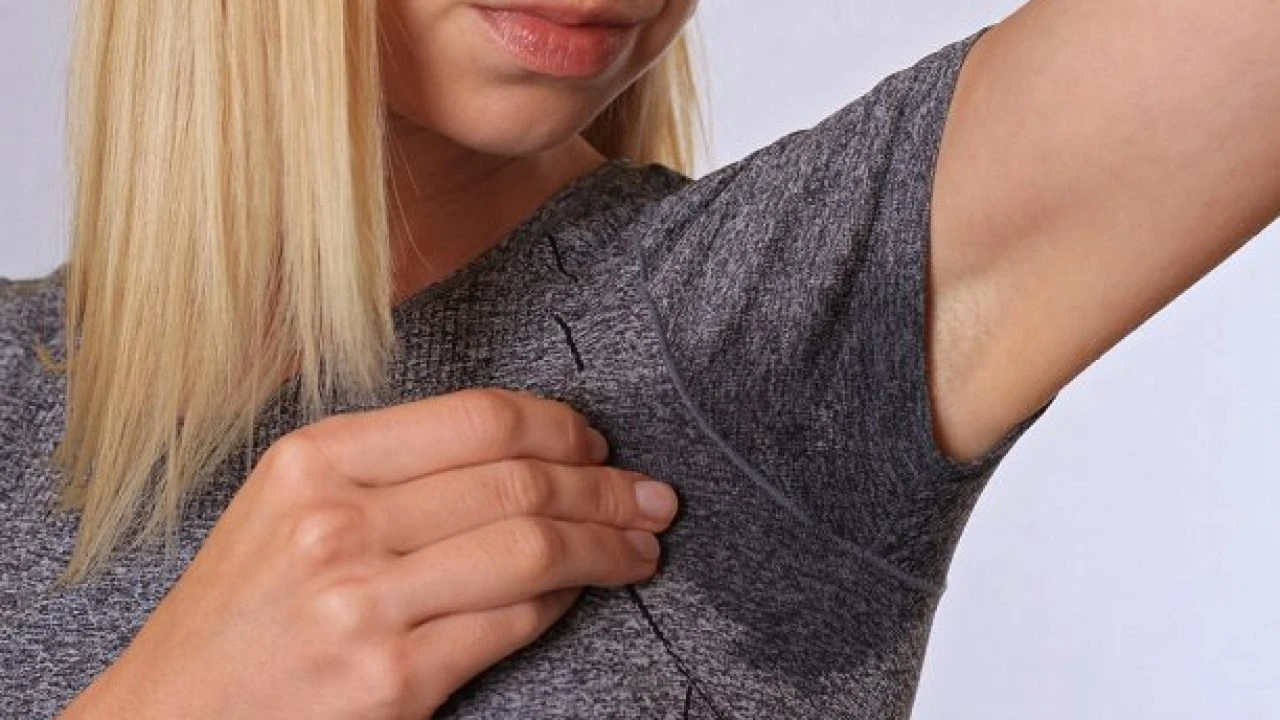 Aşırı Terleme Nedenleri, Terleme Sağlığımız İçin Faydalı mı?