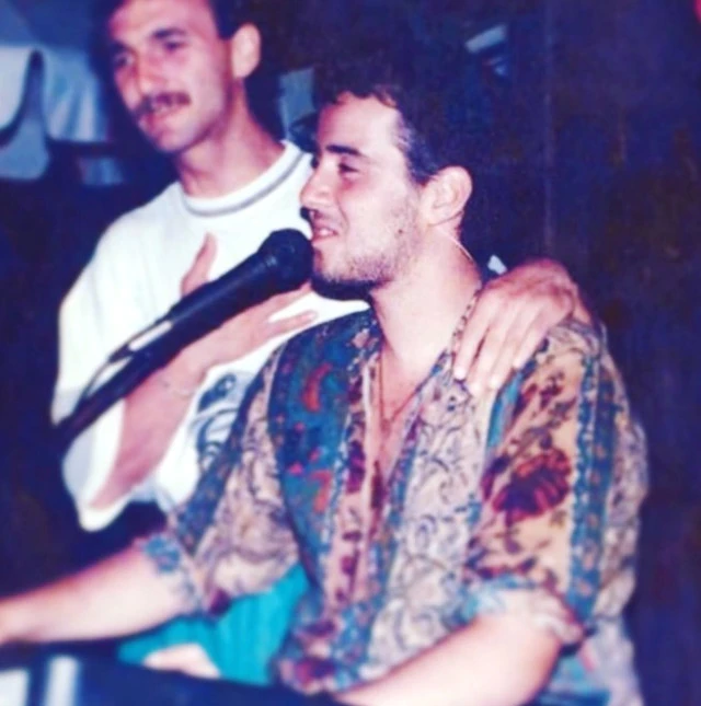 Ata Demirer 19 yaşındaki haliyle şaşırttı!