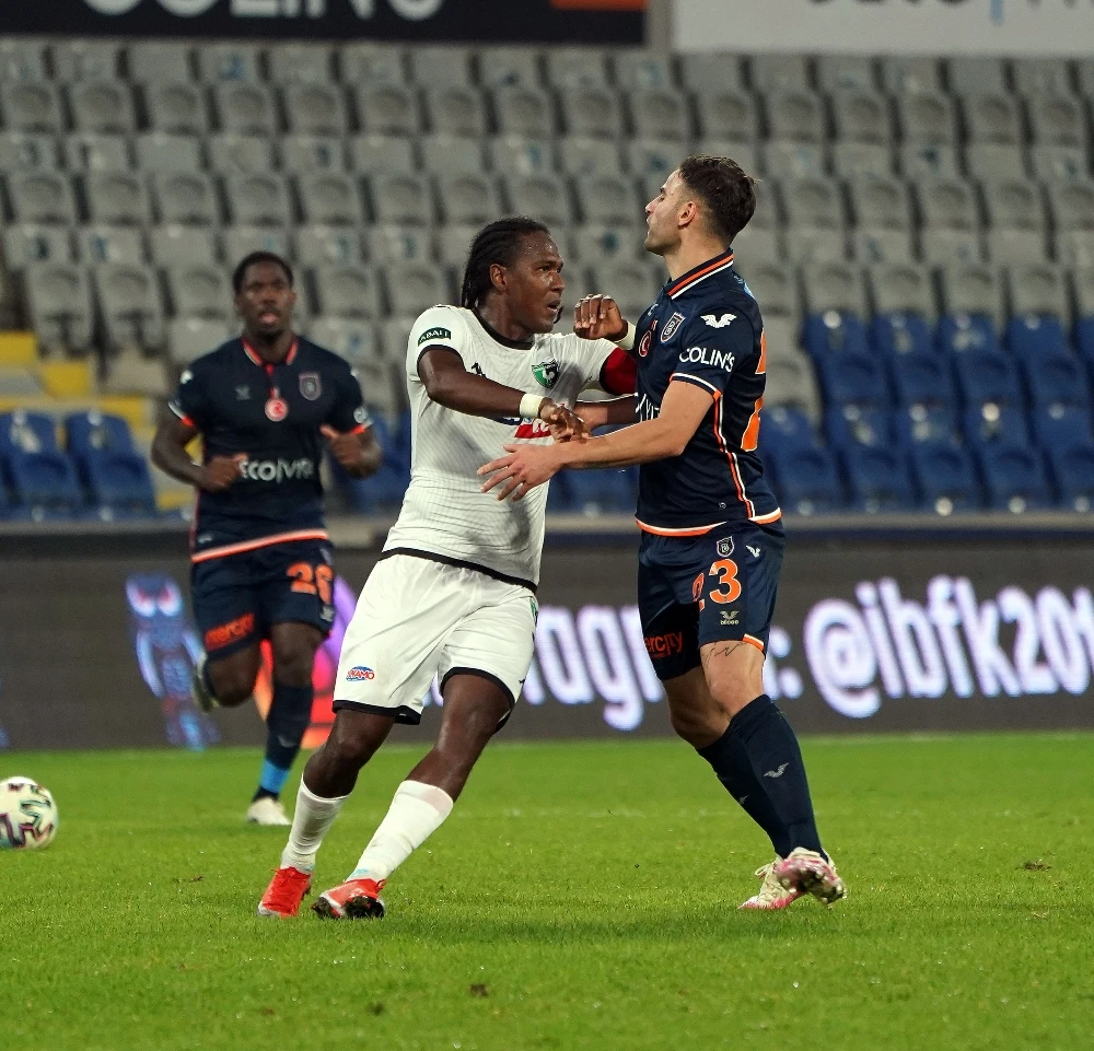 Başakşehir-Denizlispor maçı sonrası gerginlik