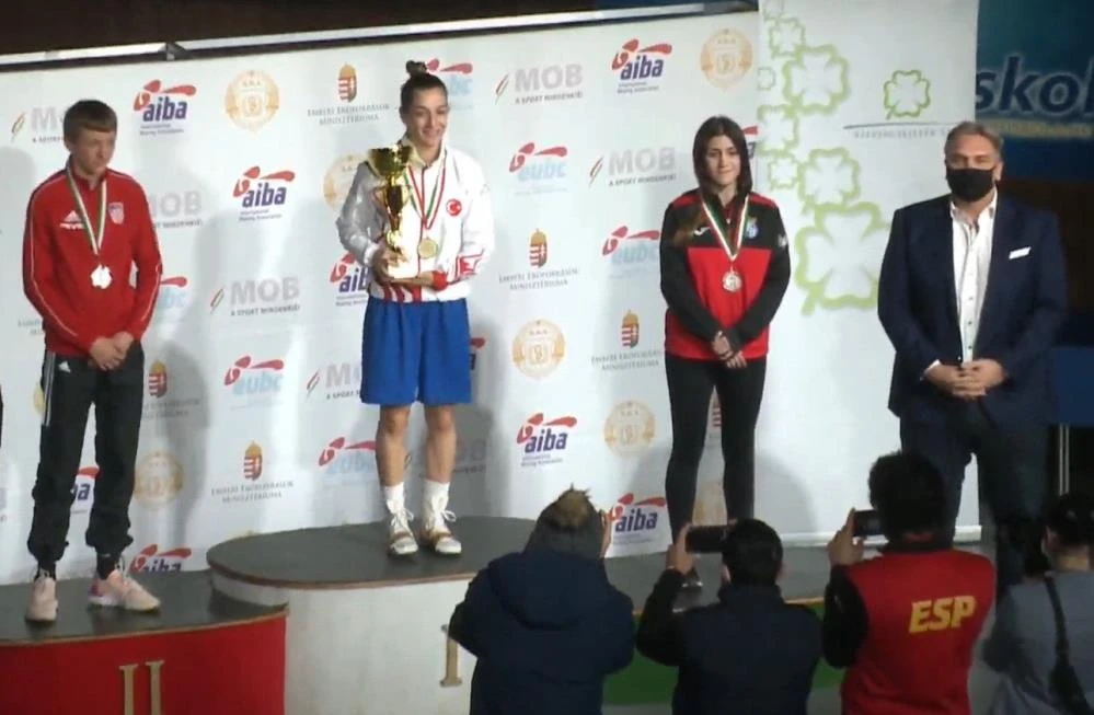 Milli boksörlerden 2 altın ve 2 bronz madalya