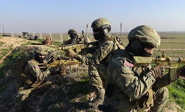 Suriye sınırının ilk geçildiği an yaşananlar