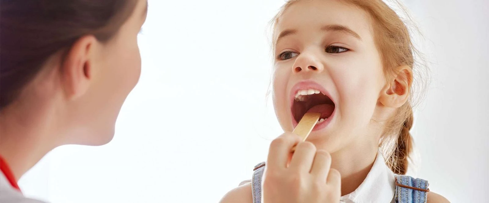 Bademcik Şişmesi Nasıl Geçer Evde? Farenjit - Boğaz İltihabı Nedir?