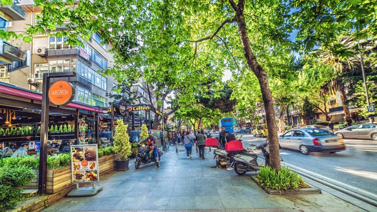 Bağdat Caddesi