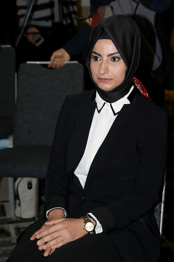 Başbakan Yıldırım'ın kızı tanıtım toplantısına katıldı